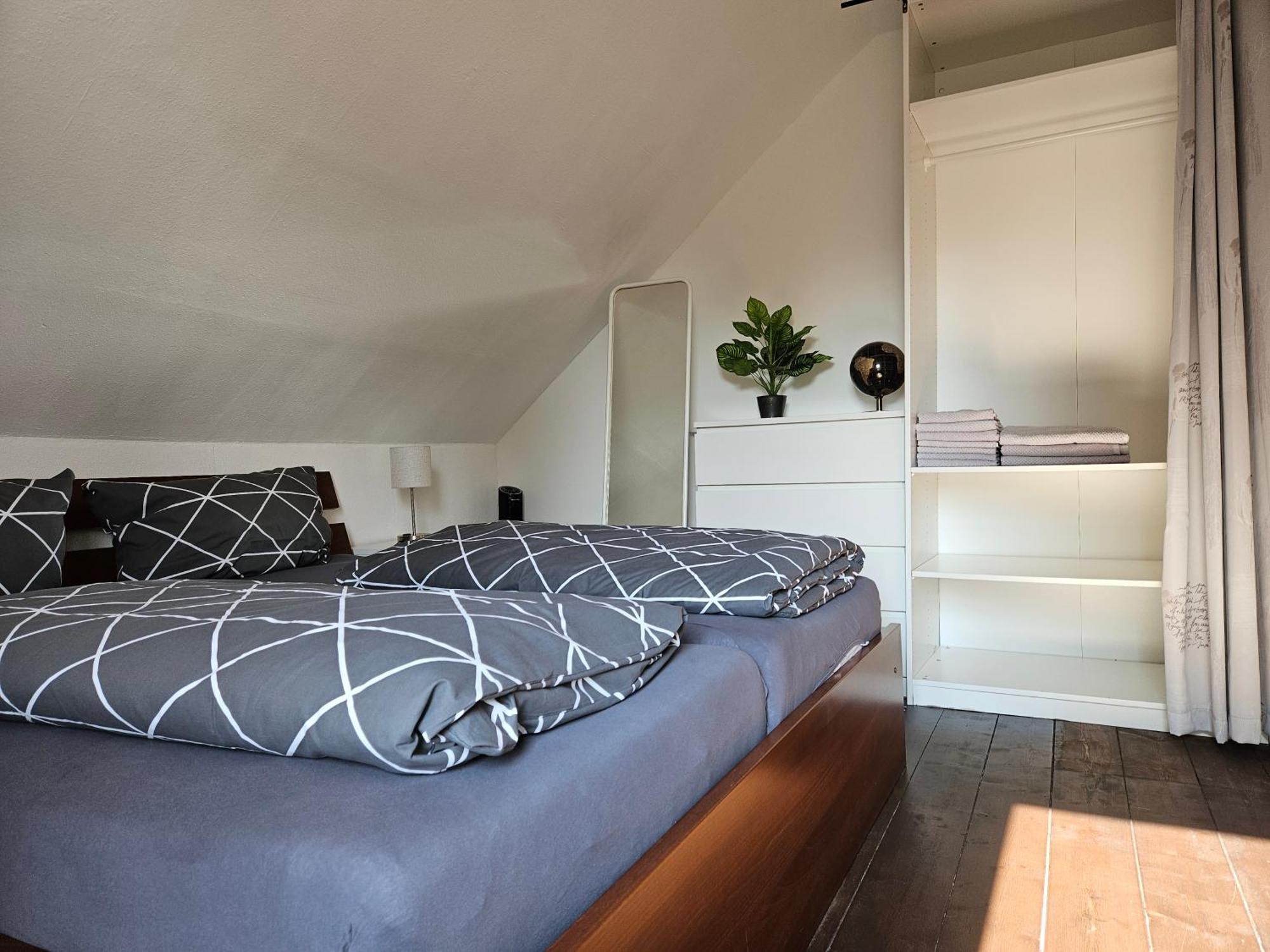 Apartment Ferienwohnung Oberhausen Alstaden